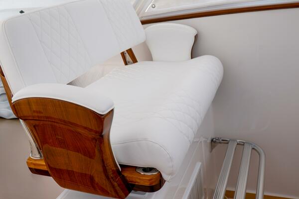 47ft Front Runner Yacht For Sale