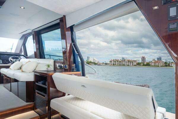 Galeon 500 Fly Yacht For Sale