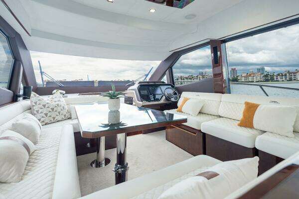 Galeon 500 Fly Yacht For Sale