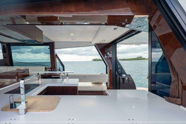 Galeon 500 Fly Yacht For Sale