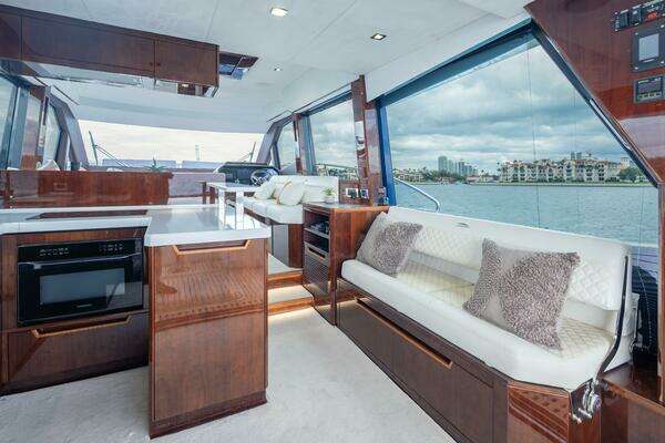 Galeon 500 Fly Yacht For Sale