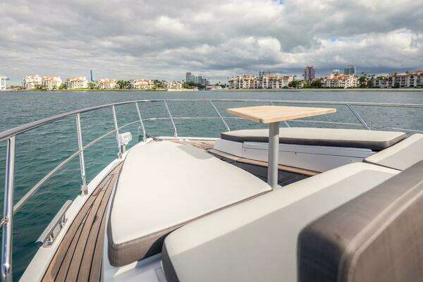 Galeon 500 Fly Yacht For Sale