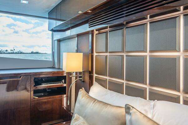 Galeon 500 Fly Yacht For Sale