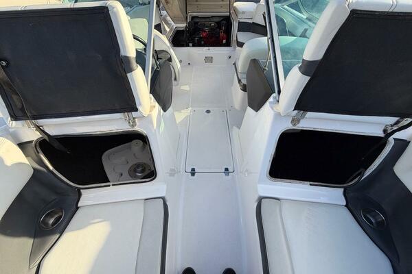 20ft Regal Yacht For Sale