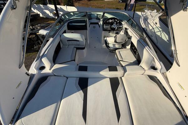 20ft Regal Yacht For Sale