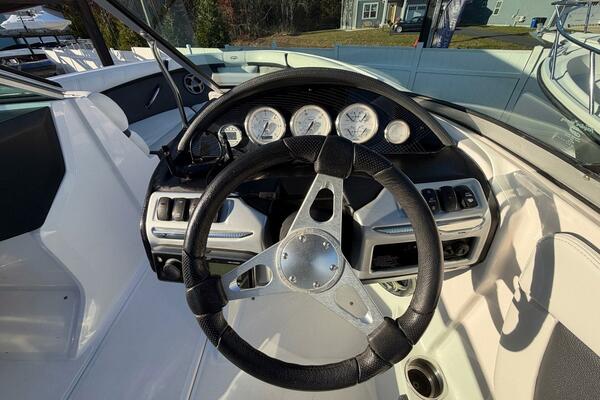 20ft Regal Yacht For Sale