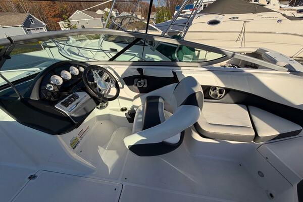 20ft Regal Yacht For Sale