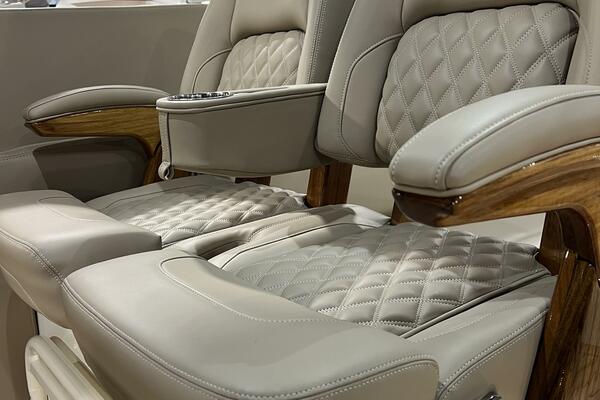 43ft Front Runner Yacht For Sale