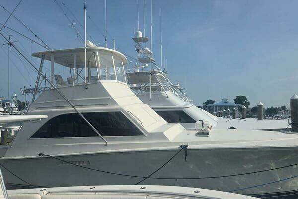 Photo of the 1984 Ocean Yachts 