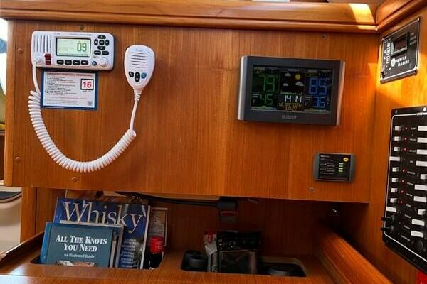 35ft Hunter Yacht For Sale