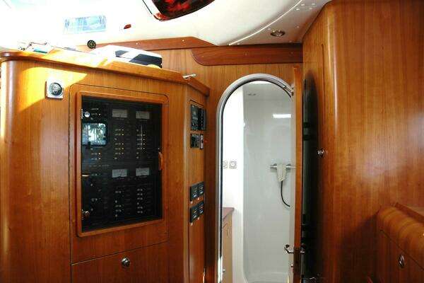 PDQ Antares Yacht For Sale