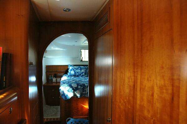 PDQ Antares Yacht For Sale