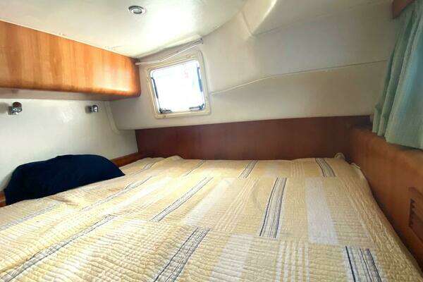 PDQ Antares Yacht For Sale