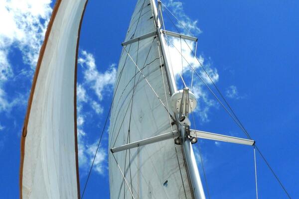 HANA HOU 44ft PDQ Yacht For Sale