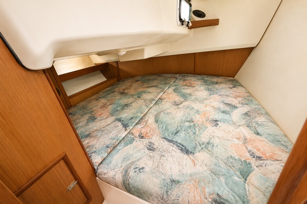 Celtic Knots 34ft Hunter Yacht For Sale