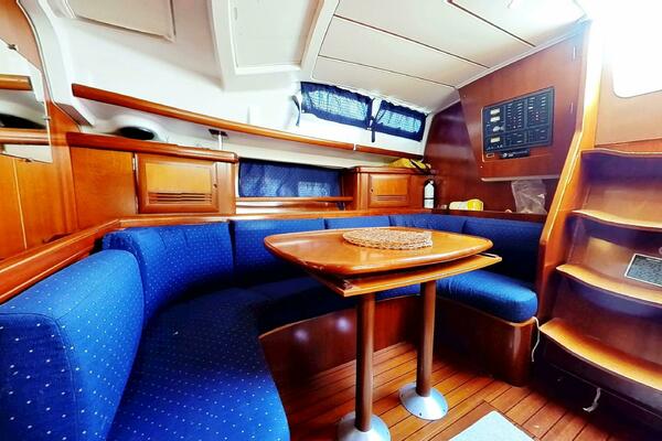 2003 Beneteau Oceanis 42 CC