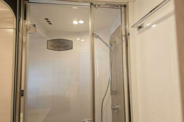 Azimut Fly Yacht For Sale