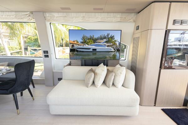 Rho Boat 72ft Azimut Yacht For Sale