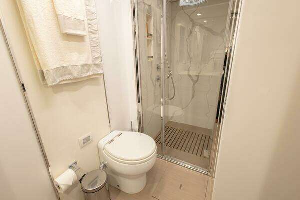 Azimut Fly Yacht For Sale