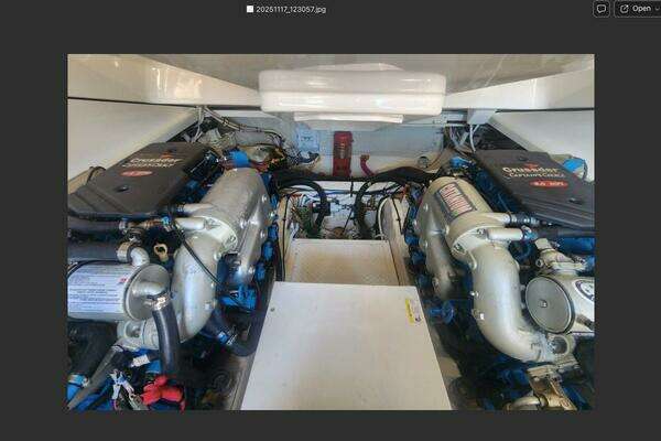 Tiara Yachts 3100 Coronet Yacht For Sale