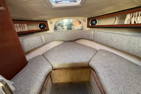 28ft Sea Ray Yacht For Sale