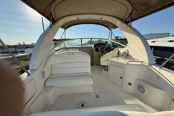 Photo of the 2003 Sea Ray 280
