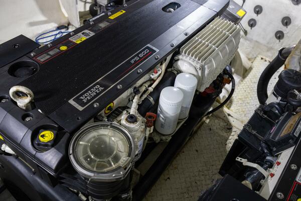 2013 C2013 Cruisers Yachts 540 Motor Yachtruisers Yachts 540 Motor Yacht