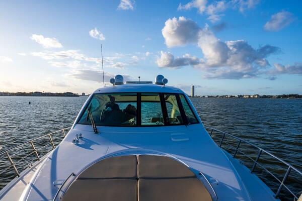 2013 Cruisers Yachts 540 Motor Yacht