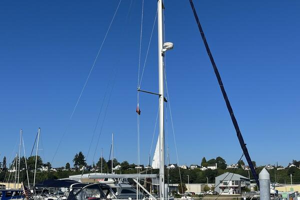 A Beautiful Day  39ft Beneteau Yacht For Sale