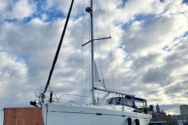 A Beautiful Day  39ft Beneteau Yacht For Sale
