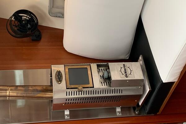 A Beautiful Day  39ft Beneteau Yacht For Sale