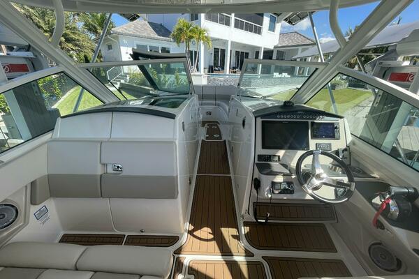 Tranquility 32ft Boston Whaler Yacht For Sale