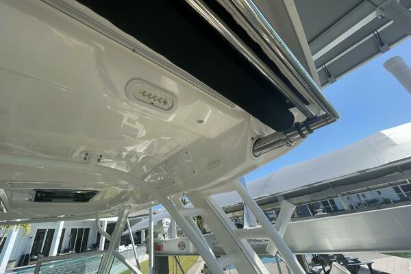 Tranquility 32ft Boston Whaler Yacht For Sale