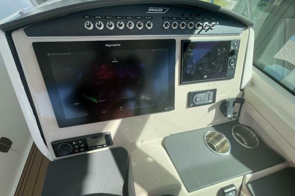 Tranquility 32ft Boston Whaler Yacht For Sale