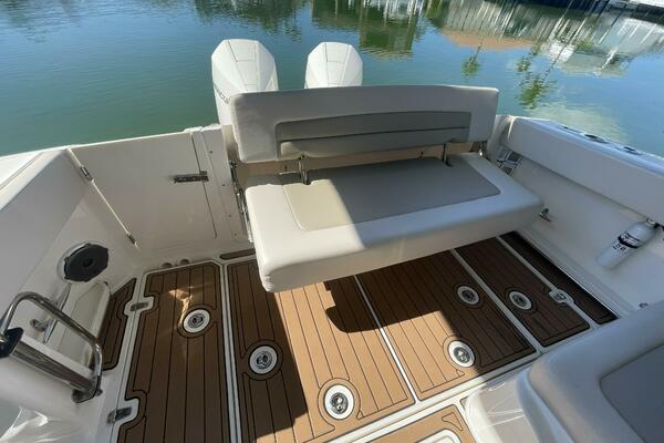 Tranquility 32ft Boston Whaler Yacht For Sale