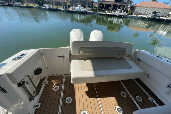 Tranquility 32ft Boston Whaler Yacht For Sale