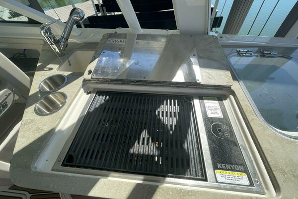 Tranquility 32ft Boston Whaler Yacht For Sale