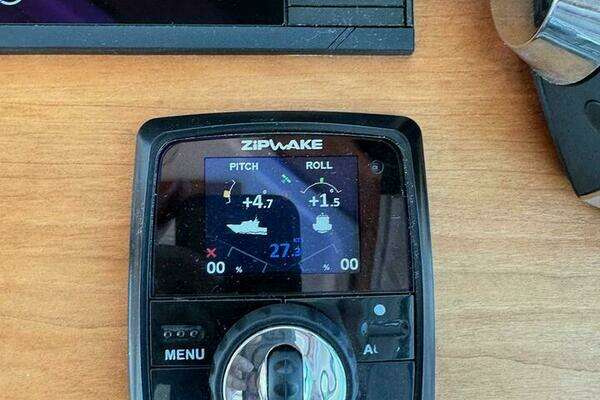 Back Cove 390 Yacht For Sale