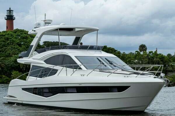 55-ft-Galeon-2020-550 Fly-Sunshine Jupiter Florida United States  yacht for sale