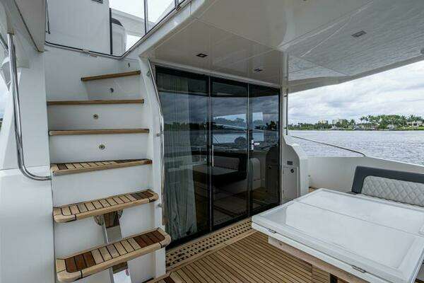 Galeon 550 Fly Yacht For Sale