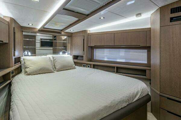 Galeon 550 Fly Yacht For Sale