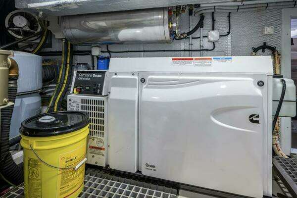 Galeon 550 Fly Yacht For Sale