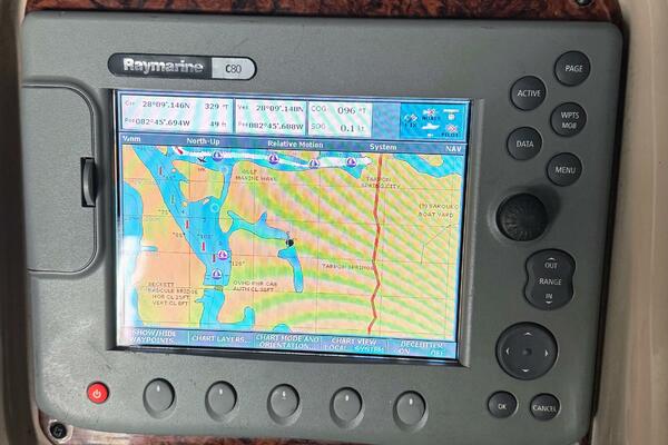 32ft Sea Ray Yacht For Sale