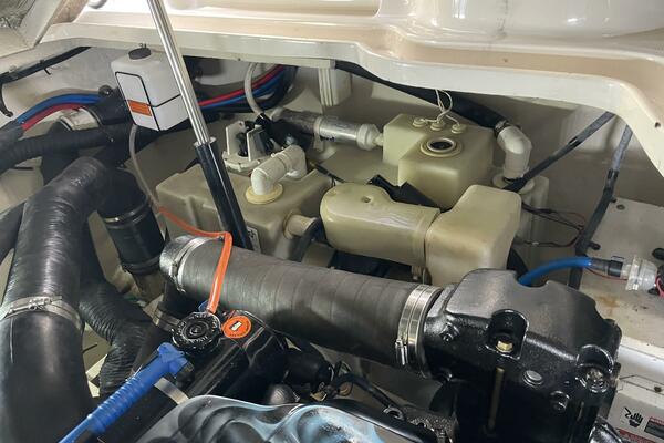 32ft Sea Ray Yacht For Sale