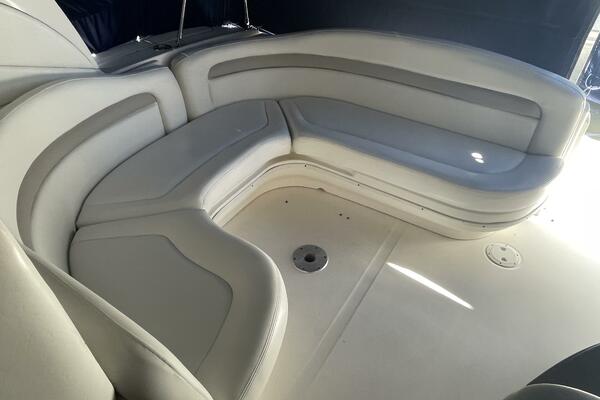 32ft Sea Ray Yacht For Sale