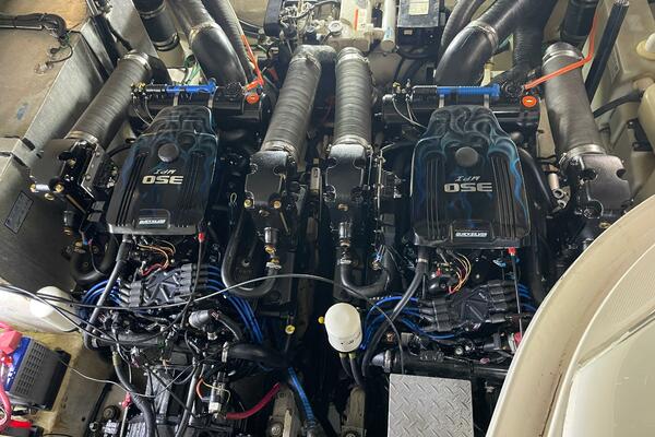 32ft Sea Ray Yacht For Sale