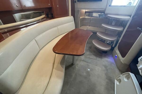 32ft Sea Ray Yacht For Sale