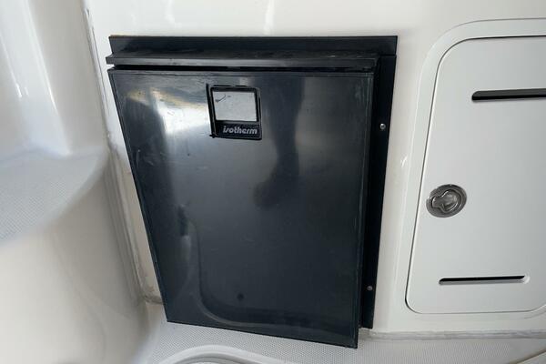 32ft Sea Ray Yacht For Sale