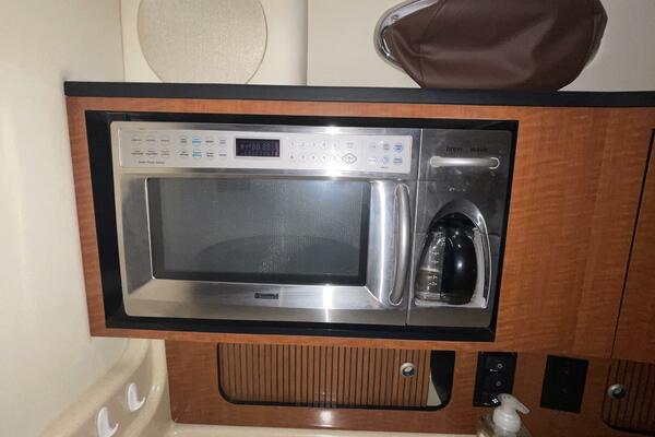 32ft Sea Ray Yacht For Sale