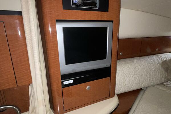 32ft Sea Ray Yacht For Sale